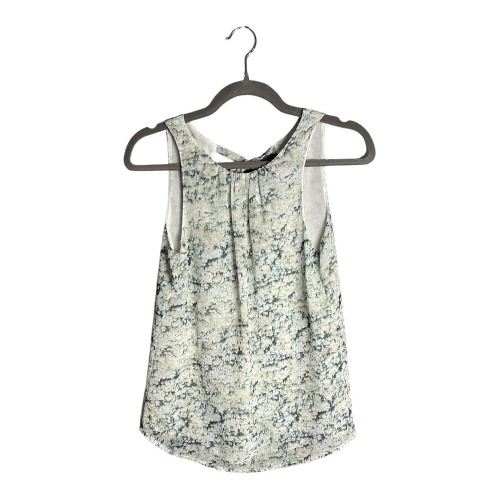 H&M Green Printed Sleeveless Blouse With Back Cutout & Tie 2